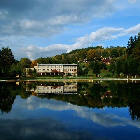Vlci Dul Bludov Hotel Bludov  ภายนอก รูปภาพ